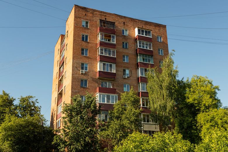 Какие нормативы и стандарты нужно учитывать при разработке авторского проекта?