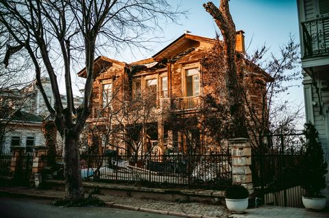 Плюсы клееного бруса: что подтверждается практикой, а что маркетингом